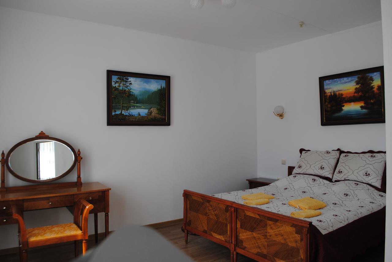 Hotel - Restaurant "Lion'S Heart" Velyka Omelyana Ngoại thất bức ảnh
